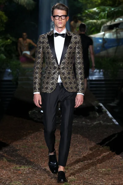 Look 35